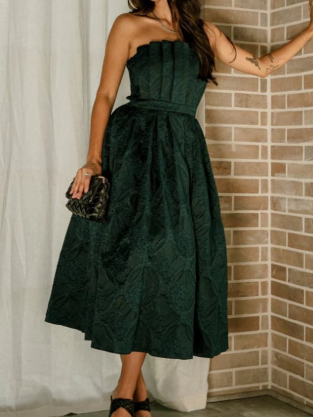 Carmen Green Embroidered Midi Dress